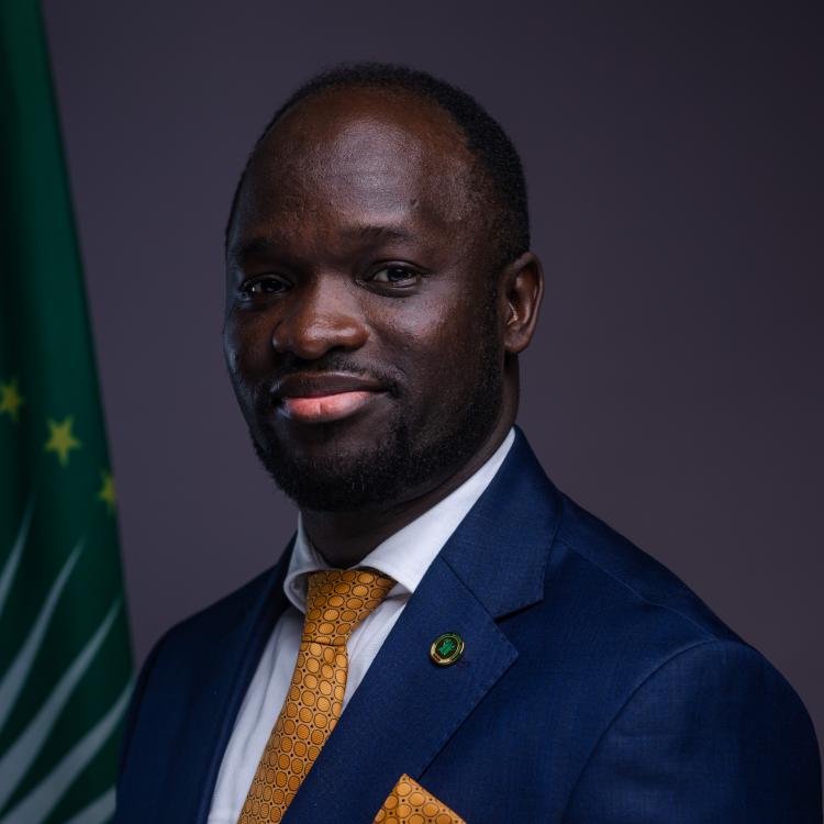 Hon. Robert Doya Nanima